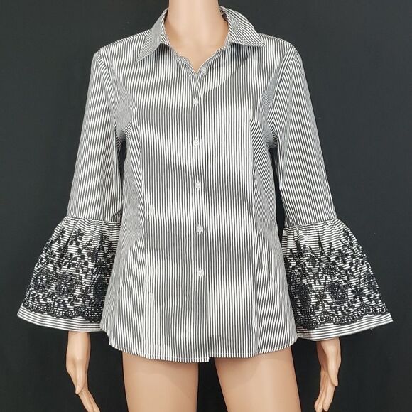 Small CALVIN KLEIN Bell Embroidered Sleeves Blouse - Picture 1 of 7